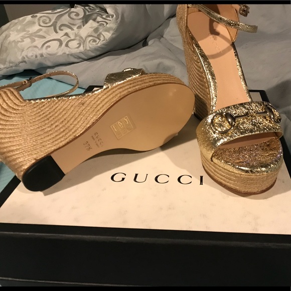 Gucci Sandals - Picture 2 of 3